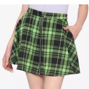 Hot Topic Black and Green Plaid Skater Skirt